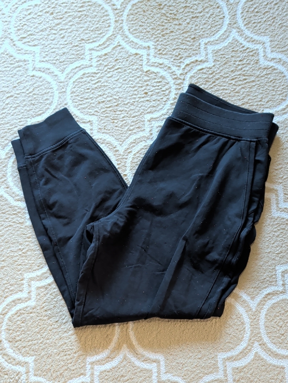 Lululemon LA Back in Action Jogger Black GUC